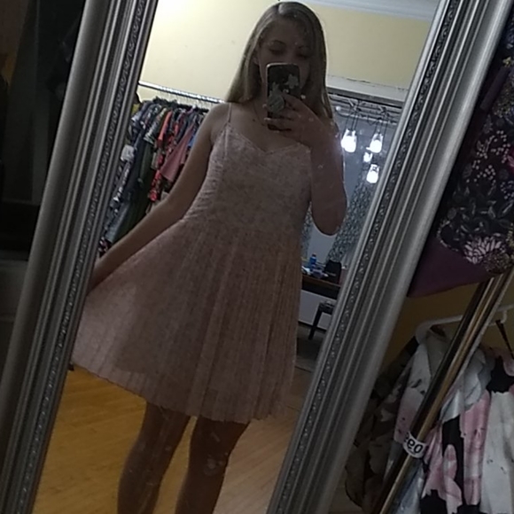 Spring Dress - Picture 3 of 3